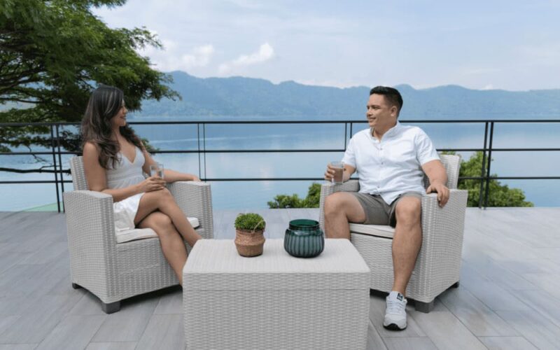 Muebles plásticos en Aruba: resistentes a manchas y fáciles de limpiar