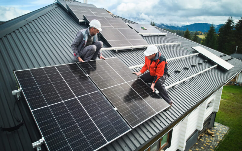 Panel solar para casa en El Salvador: beneficios y ahorro a largo plazo